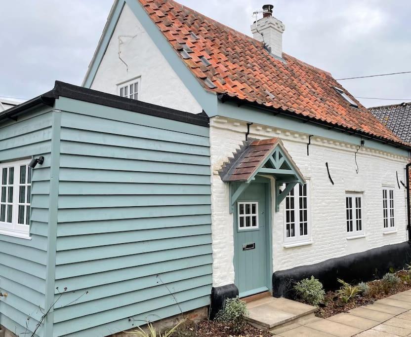 Beekeeper'S Cottage Fakenham Exterior photo